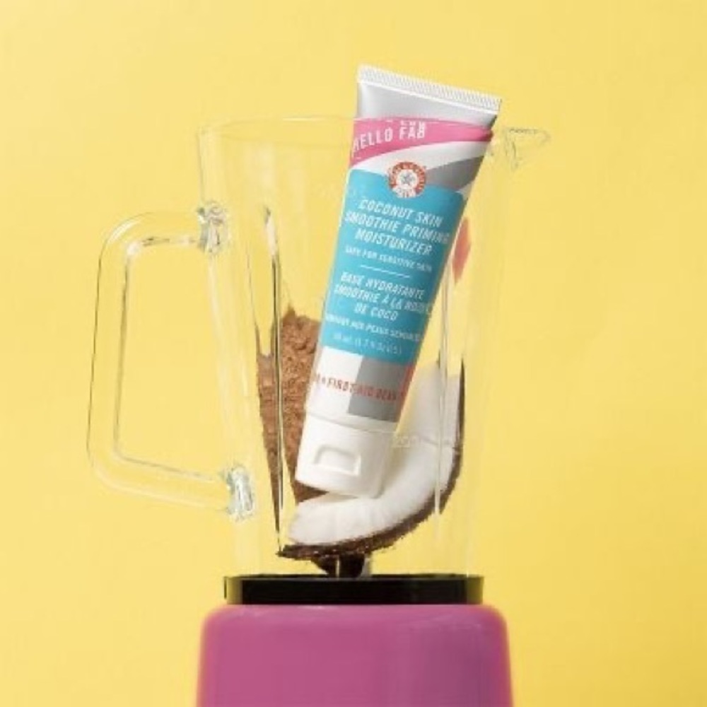 FIRST AID BEAUTY Coconut Skin Priming Moisturizer - Picture 5 of 5